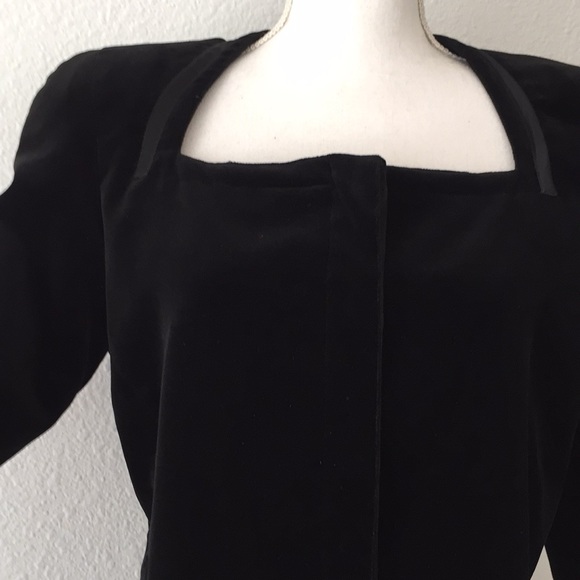 Vintage Gianni Versace Black Velvet Jacket - Picture 4 of 13